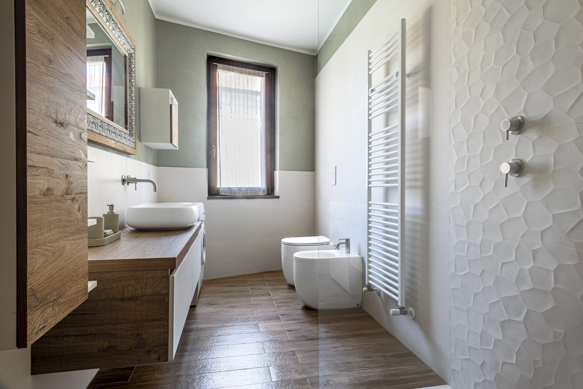 Ristrutturazione di un bagno di 6,7mq a Monza-Brianza