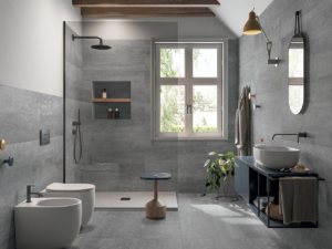 Ecco perché la doccia con finestra è un’ottima soluzione